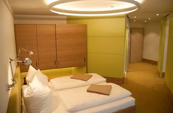 فندق Traumhaus Im Elsterpark